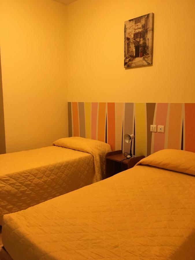 Hotel Vezzano Luaran gambar