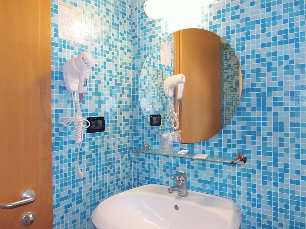 Hotel Vezzano Bilik gambar